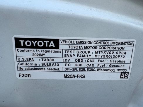 Used 2021 Toyota Corolla SE w/ Carpet Mat Package (TMS) FWD image 21