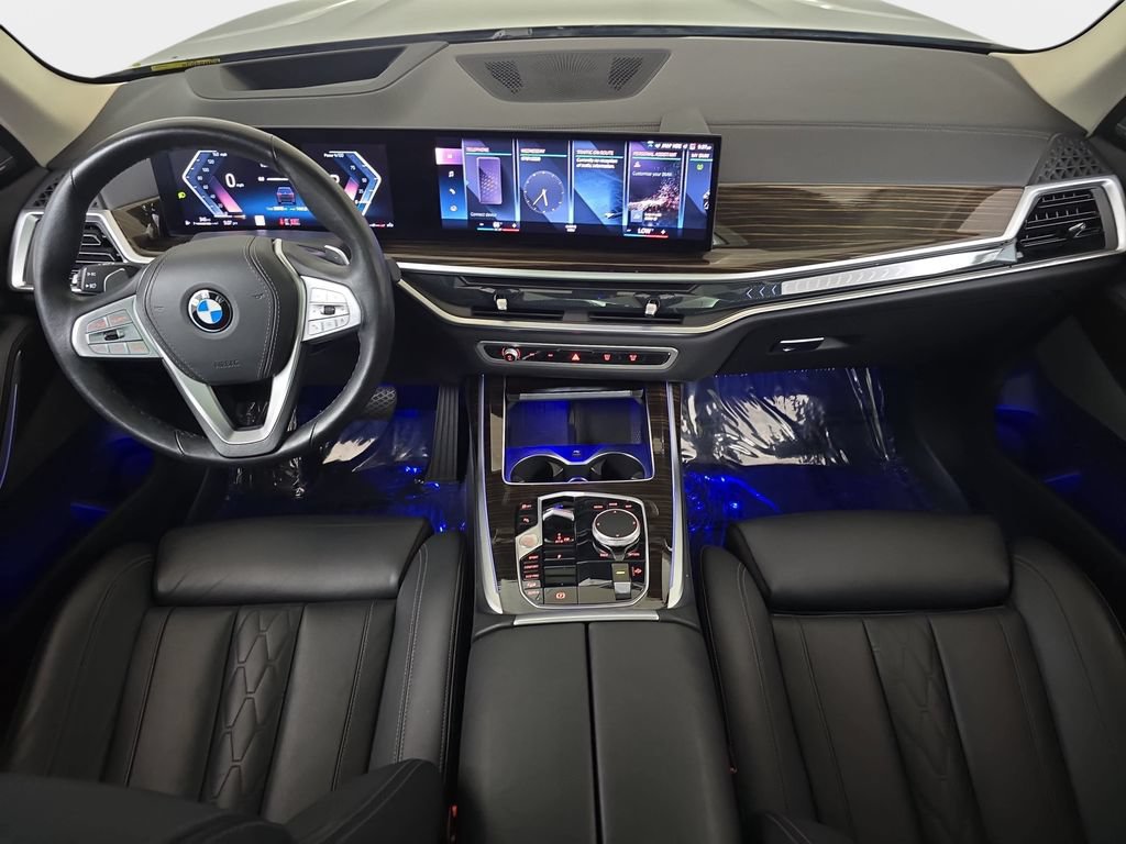 Used 2023 BMW X7 xDrive40i AWD/4WD image 12