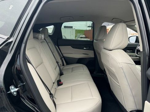 Used 2025 Nissan Murano SV image 5