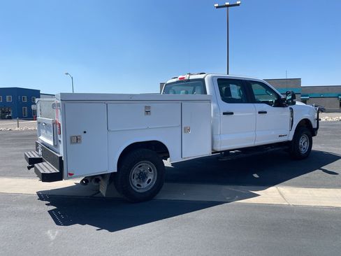 Used 2024 Ford F250 XL w/ FX4 Off-Road Package AWD/4WD image 18