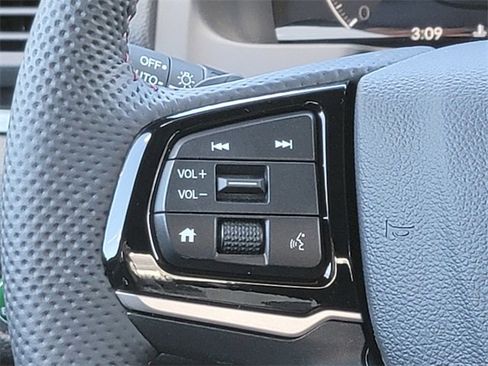 New 2026 Honda Ridgeline Black Edition image 25