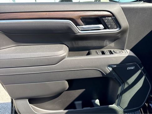 New 2026 GMC Sierra 1500 SLT w/ SLT Premium Plus Package AWD/4WD image 9