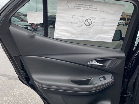 Used 2024 Buick Encore GX Avenir w/ Avenir Technology Package image 11