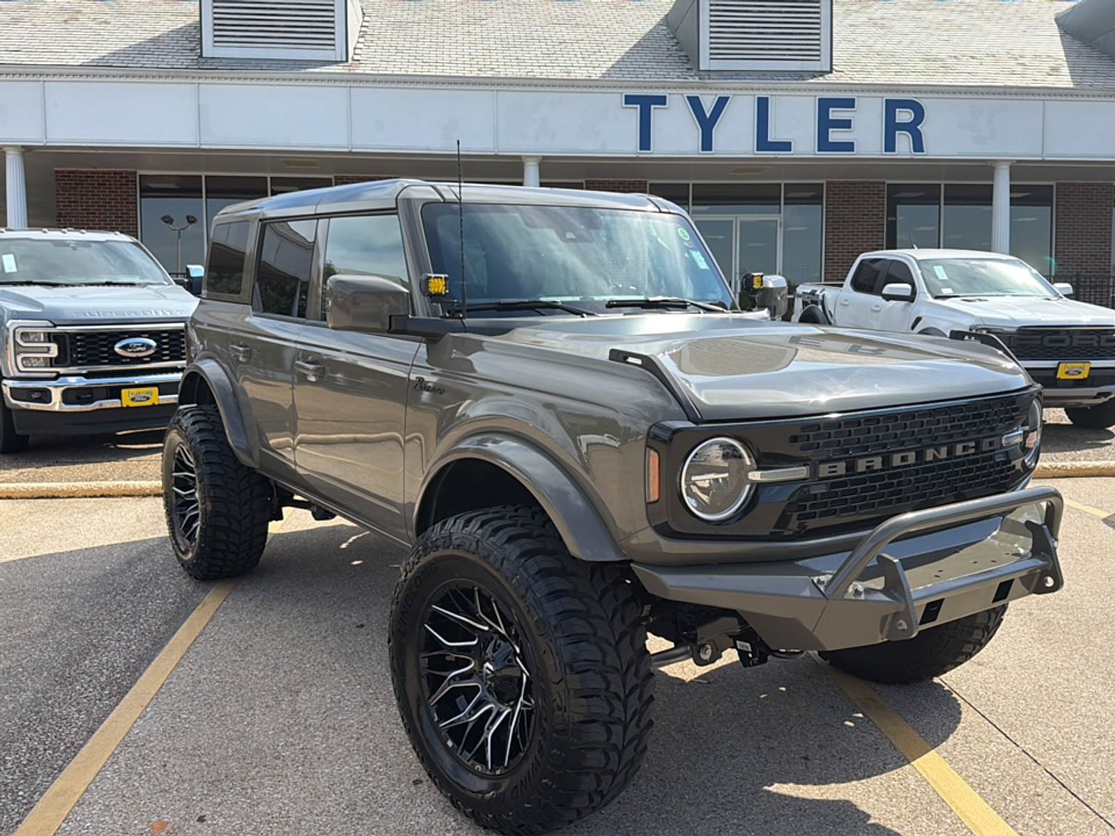 Used 2026 Ford Bronco Big Bend AWD/4WD image 2