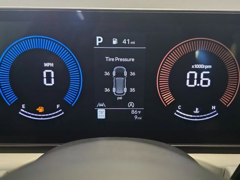 New 2026 Hyundai Tucson SEL image 16