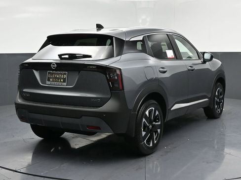 New 2026 Nissan Kicks SV w/ SV Premium Package AWD/4WD image 4
