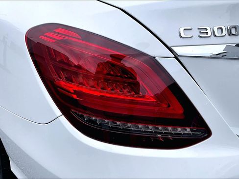 Used 2019 Mercedes-Benz C 300 Sedan image 29