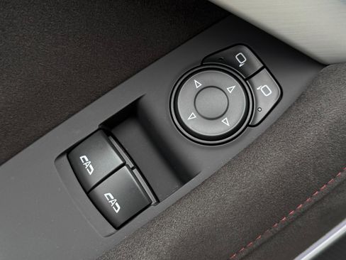 Used 2022 Chevrolet Camaro ZL1 image 80