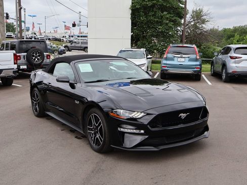 Used 2019 Ford Mustang GT Premium RWD image 8