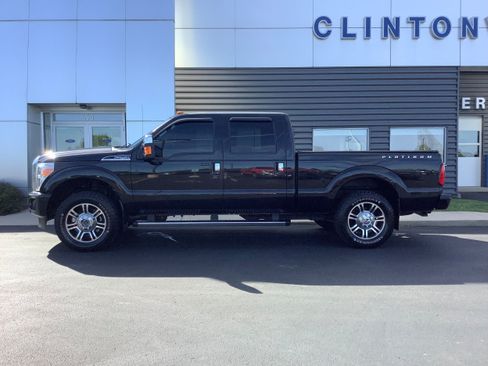 Used 2015 Ford F250 Platinum AWD/4WD image 2