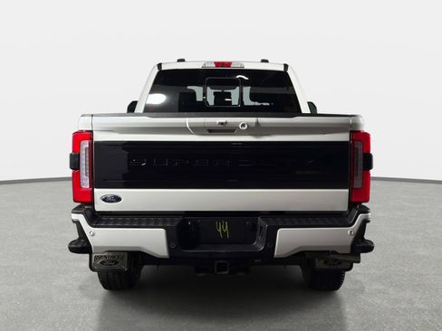 Used 2025 Ford F350 Platinum AWD/4WD image 4