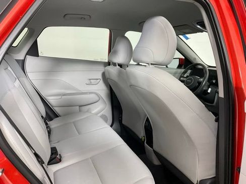 Used 2024 Hyundai Kona SEL w/ Convenience Package FWD image 20