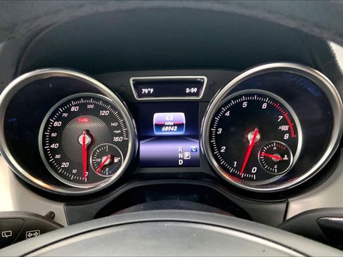Used 2019 Mercedes-Benz GLS 450 4MATIC image 22