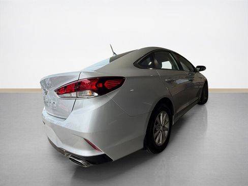 Used 2019 Hyundai Sonata SE FWD image 4