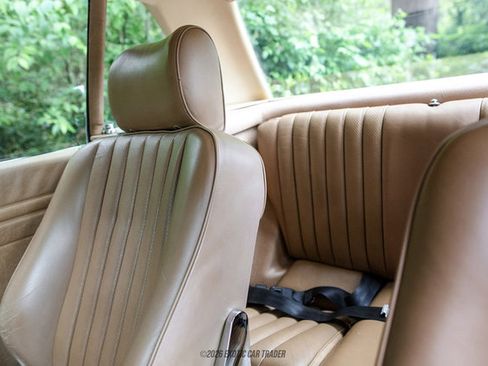 Used 1987 Mercedes-Benz 560 SL image 34