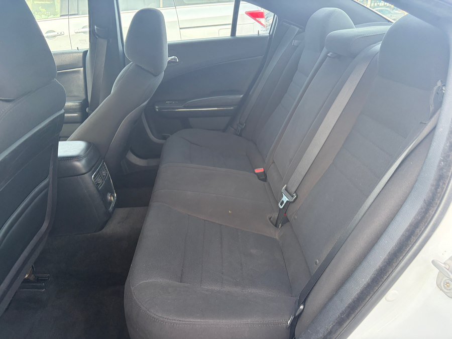 Used 2013 Dodge Charger SE w/ Sport Appearance Group RWD image 31