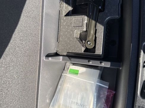 Used 2023 Hyundai Santa Fe SE image 28