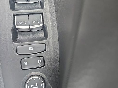 Used 2022 Honda Accord Touring image 15