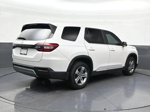 Used 2023 Honda Pilot EX-L image 5