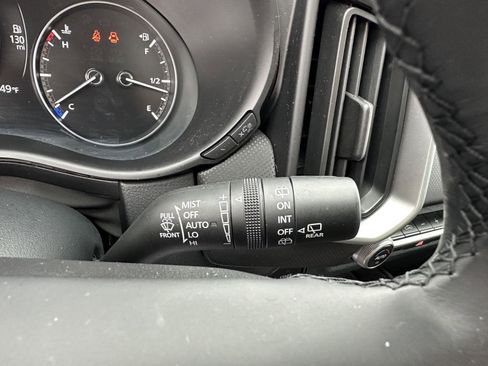 Used 2025 MAZDA CX-50 AWD 2.5 S w/ Premium Package image 26