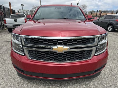 Used 2015 Chevrolet Suburban LT w/ Luxury Package AWD/4WD image 2
