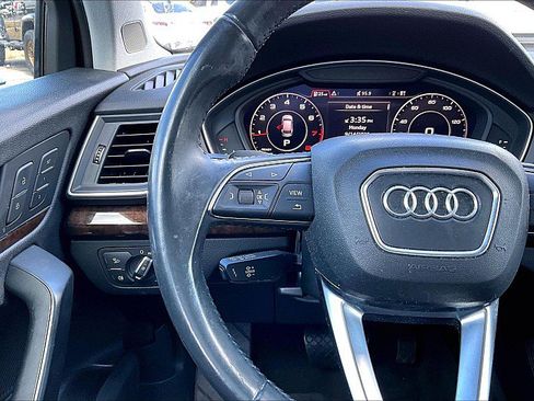 Used 2019 Audi Q5 2.0T Premium Plus w/ Premium Plus Package AWD/4WD image 16