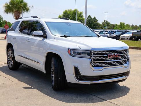 Used 2021 GMC Acadia Denali w/ Denali Technology Package FWD image 27