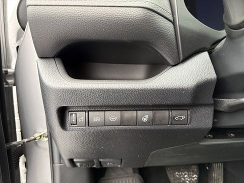 Used 2023 Toyota RAV4 XLE image 16