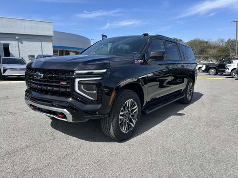 New 2026 Chevrolet Suburban Z71 w/ Z71 Off-Road Package image 7