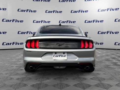 Used 2022 Ford Mustang Premium RWD image 4