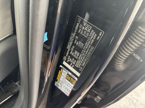 Used 2025 Hyundai Santa Fe SEL FWD image 32
