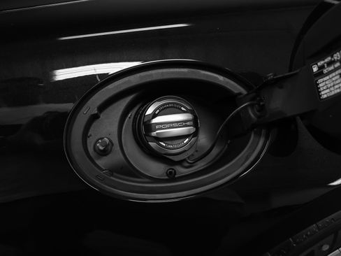 Certified 2026 Porsche 911 GT3 RWD image 17