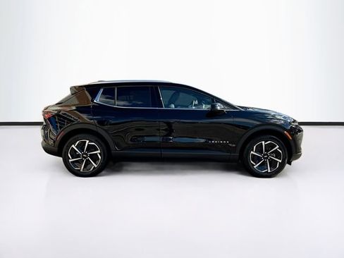 New 2026 Chevrolet Equinox EV LT FWD image 5
