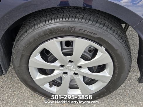 Used 2025 Toyota Corolla LE FWD image 16