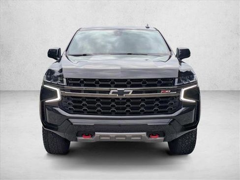 Used 2021 Chevrolet Suburban Z71 w/ Z71 Signature Package AWD/4WD image 2