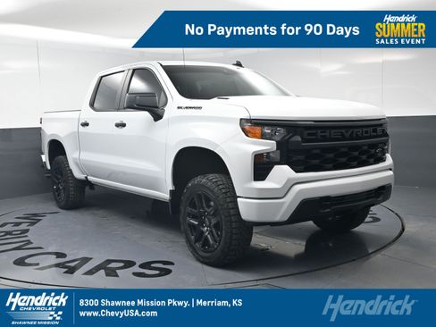 Used 2025 Chevrolet Silverado 1500 Custom w/ Turbomax Blackout Package AWD/4WD image 1