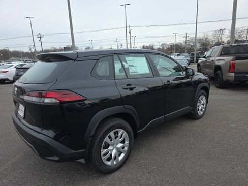 New 2026 Toyota Corolla Cross L image 4