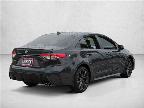 Used 2026 Toyota Corolla SE FWD image 5