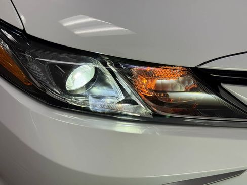 Used 2022 Toyota Camry LE image 22