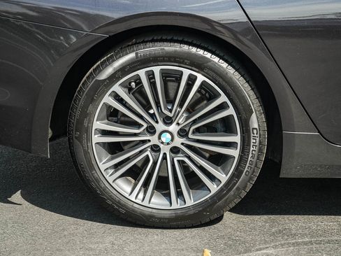 Used 2019 BMW 540i w/ Convenience Package RWD image 11