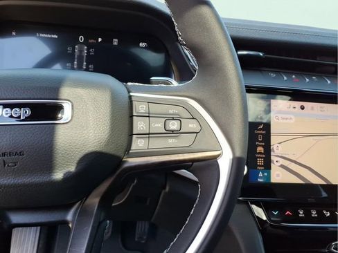 New 2026 Jeep Grand Cherokee Limited AWD/4WD image 21