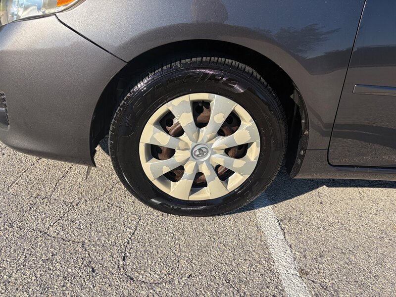 Used 2010 Toyota Corolla LE w/ All Weather Guard Pkg FWD image 26