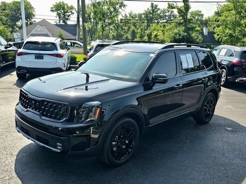 Used 2025 Kia Telluride SX X-Line AWD/4WD image 3