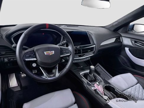 Used 2024 Cadillac CT5 V Blackwing w/ Carbon Fiber Package 1 RWD image 30