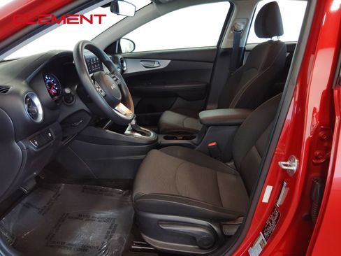 Used 2022 Kia Forte LXS image 25