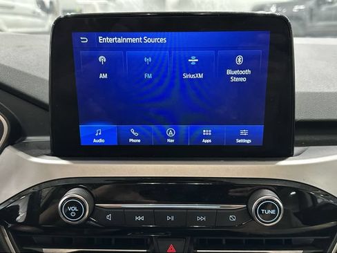 Used 2020 Ford Escape SEL AWD/4WD image 16