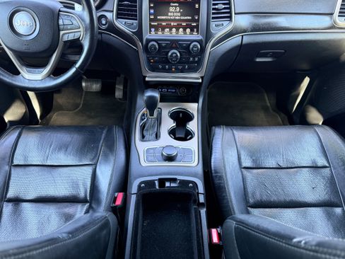 Used 2017 Jeep Grand Cherokee Limited w/ Luxury Group II AWD/4WD image 21