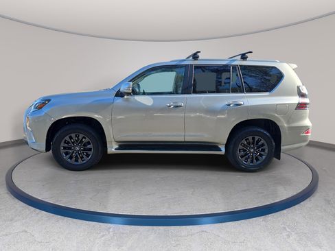 Used 2021 Lexus GX 460 Premium w/ Premium Package image 8