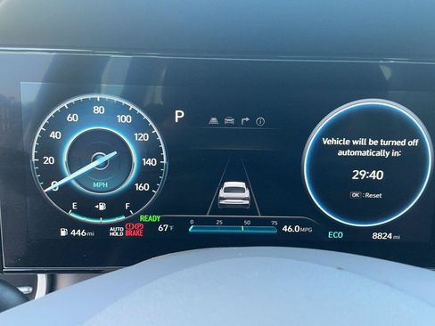 Certified 2025 Hyundai Elantra SEL FWD image 22
