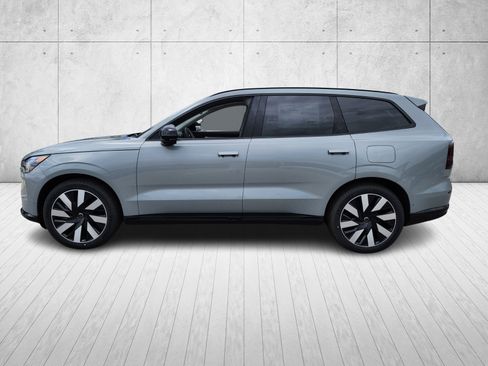 New 2025 Volvo EX90 Ultra image 4